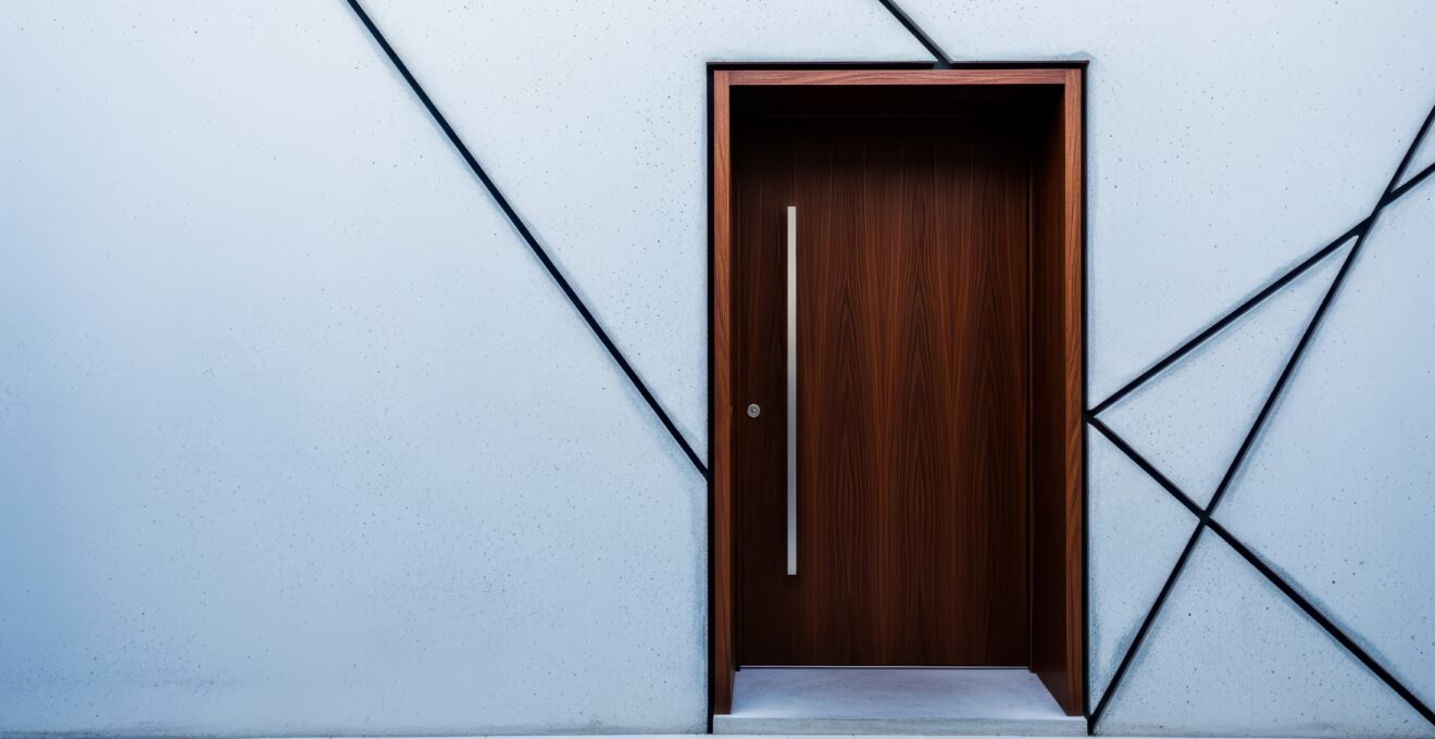 Porte sur mesure en bois